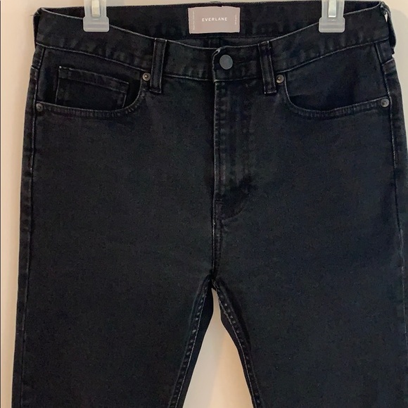 Everlane Denim - Everlane high rise kick crop jeans in black. Sz 28